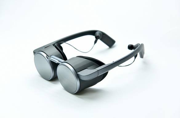 Panasonic Develops Worlds First Hdr1 Capable Uhd Vr Eyeglasses