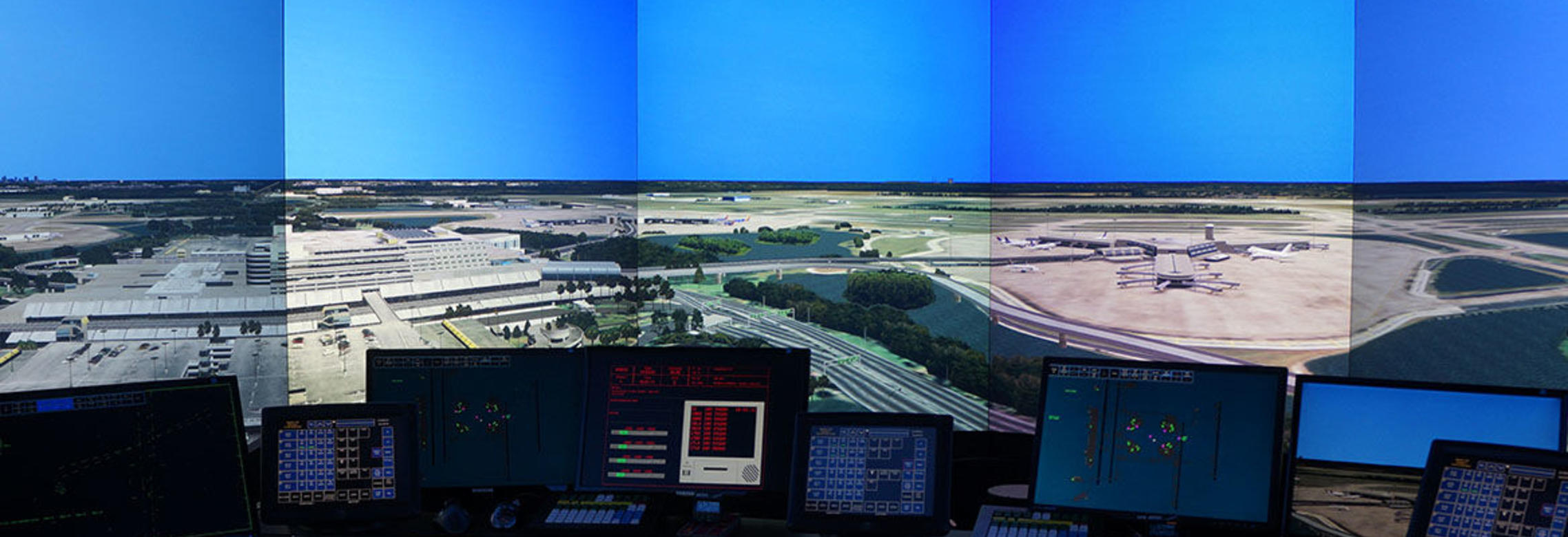 panasonic-projectors-case-study-adacel-systems-faa-flight-simulator-image