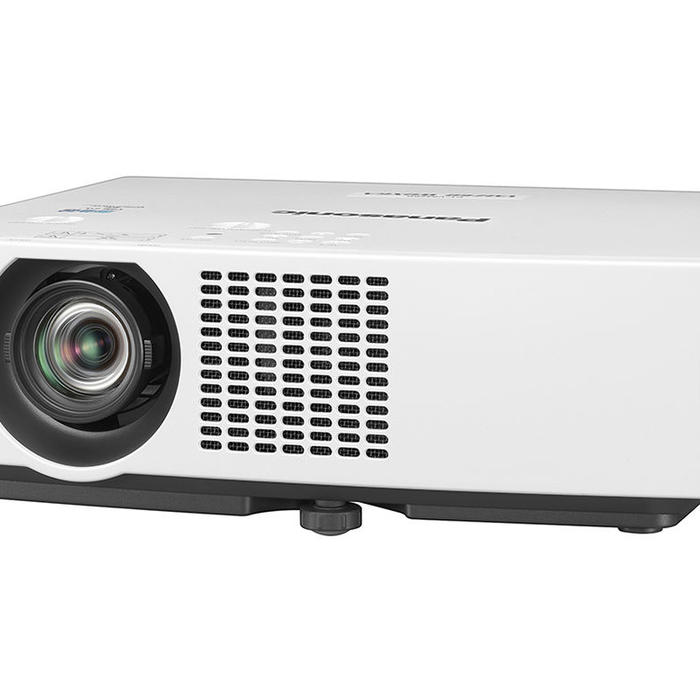 panasonic-pt-vmz60-6000-lm-3lcd-portable-laser-projector-product-image-slant-white